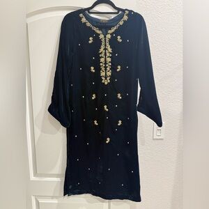 Pakistani designer Agha Noor brand new velvet kurta semi formal